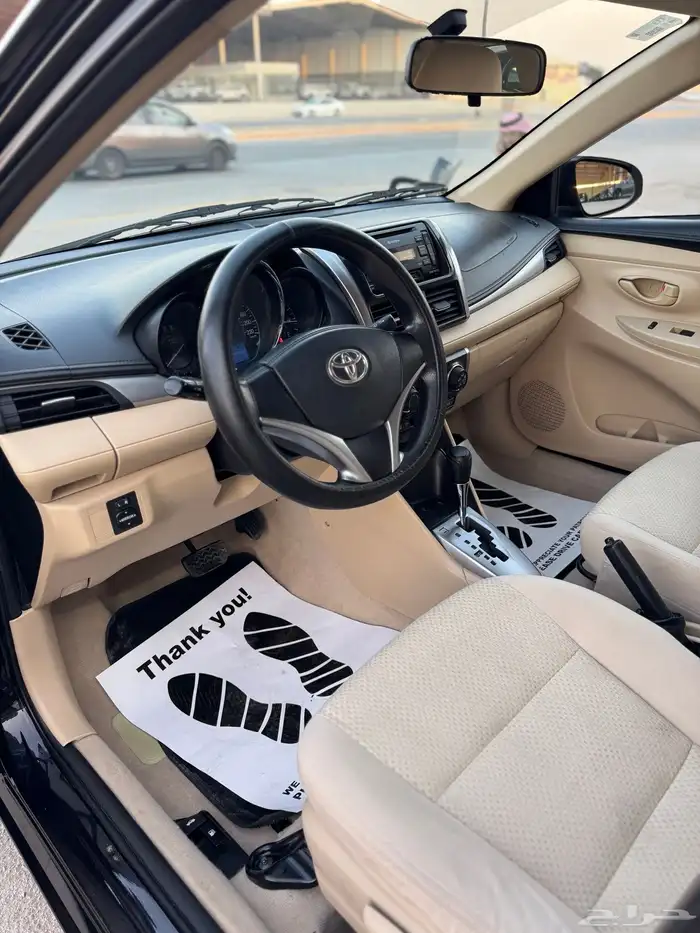 للبيع تويوتا يارس 2015 - ستاندر 8