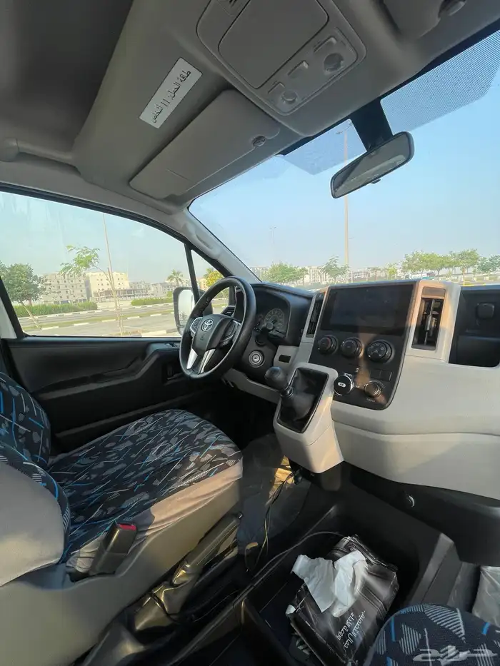 باص تويوتا 2024 ماشي 60 بنزين 8