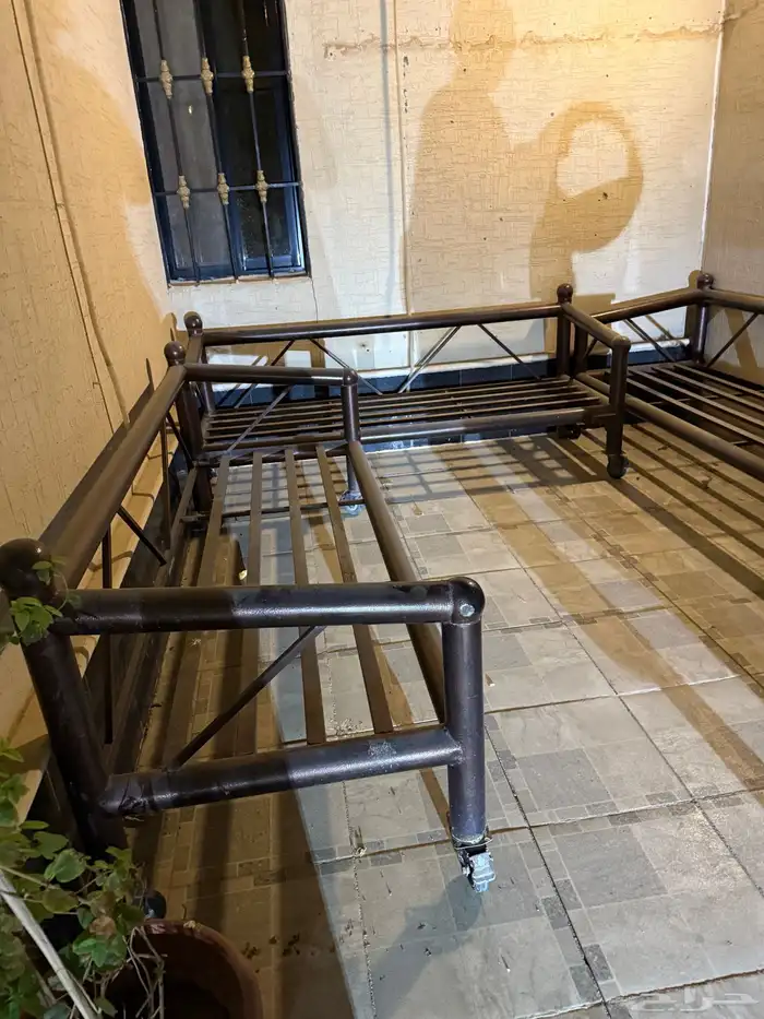 كراسي حديد كفرات 1