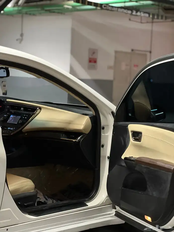 افالون XLE 2014 15