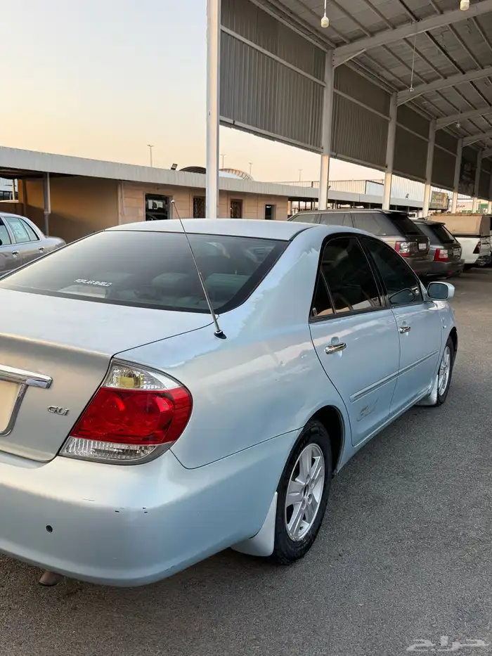 للبيع تويوتا كامري 2005 اتوماتيك 6