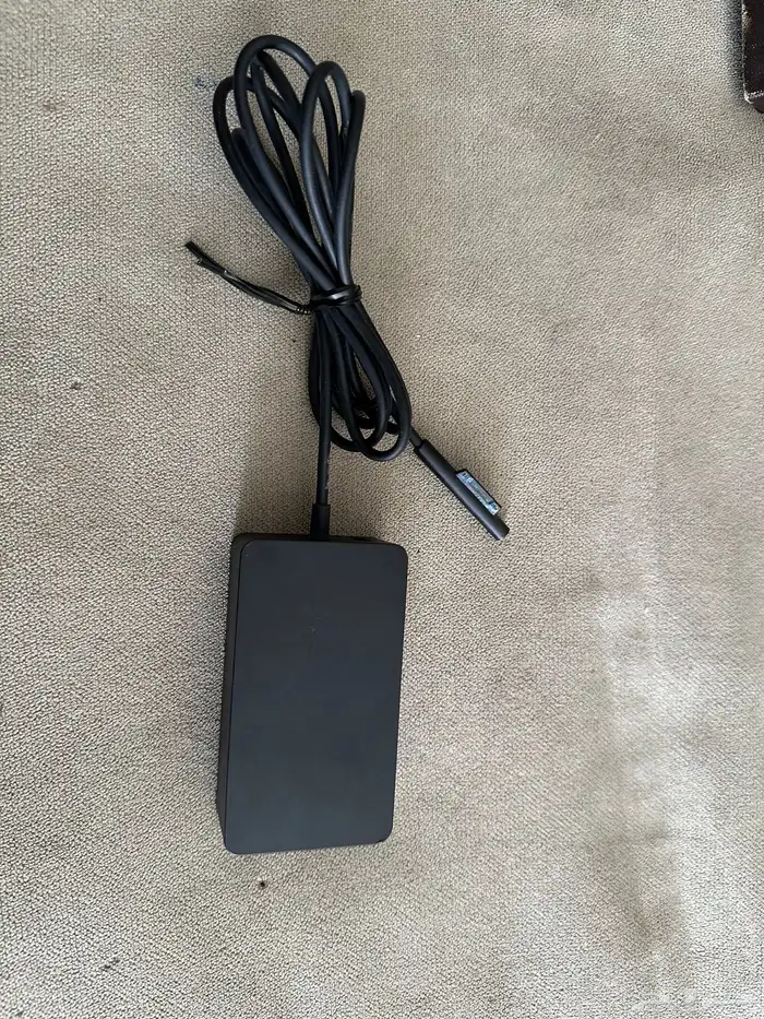 توصيلا وشواحن واسلاك 14