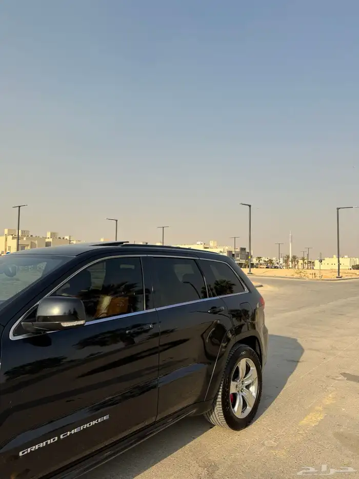 جيب قراند شروكي SRT 5