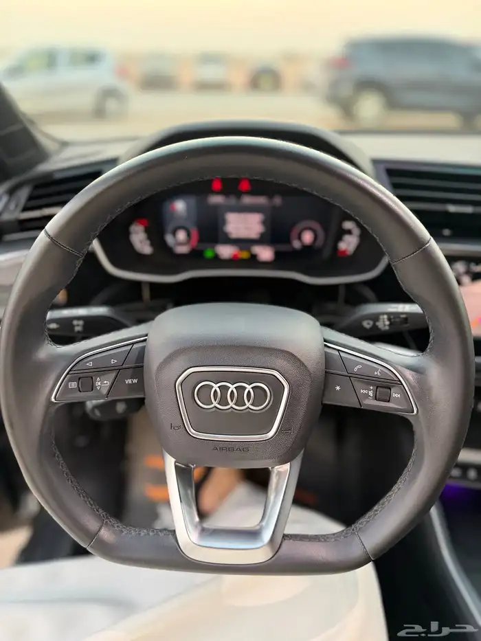 اودي 2023 Q3 - سبورت باك S-Line فل كامل 12