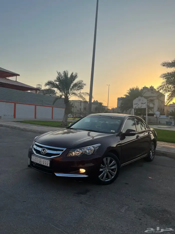 هوندا اكورد 2012 للبيع 4 سلندر 1