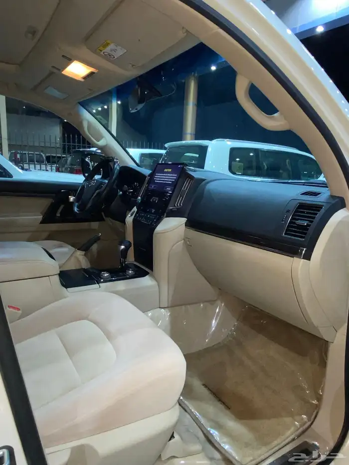 للبيع جيب جي اكس ار 2020 تورينق فل كامل عبداللطيف عداد 72 15