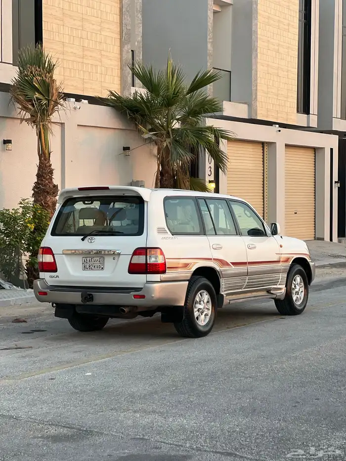تويوتا لاندكروزر فل كامل قير عايدي اساس 3