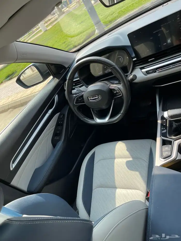 جيلي امجراند 7 موديل 2023 فل كامل 33