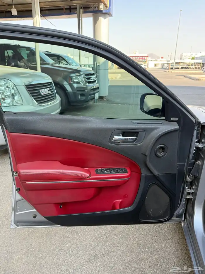 للبيع دوج تشارجر 2014 13