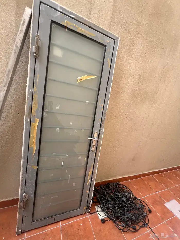 ابواب حديد وكراسي حمام 6