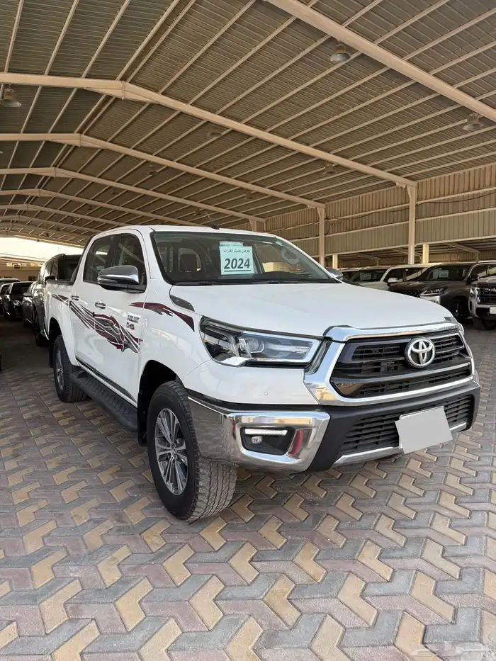 تويوتا هايلوكس غمارتين ديزل اتومتك موديل 2024 4