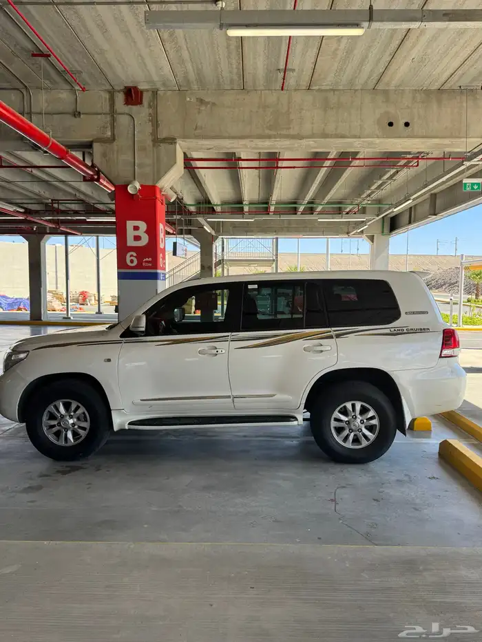 لاندكروزر 2008 منوة المستخدم 1