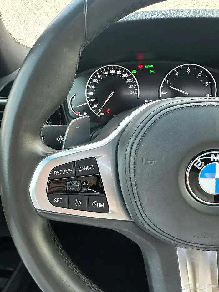 بي ام دبليو 330im وكالة تشييكات وكالة الفردان 15