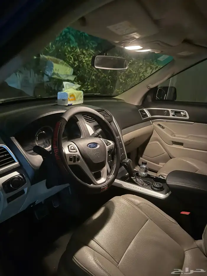 فورد إكسبلورر XLT 4WD موديل V6 2014 3