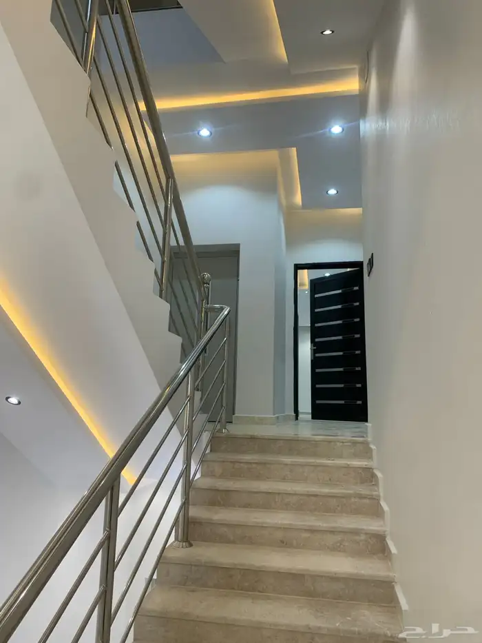 للبيع روف علوي مع ملحق با الخميس موقع مميز جدا من 650 الف 7