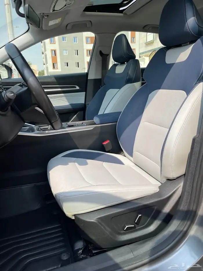 جيلي امجراند 7 موديل 2023 فل كامل 10