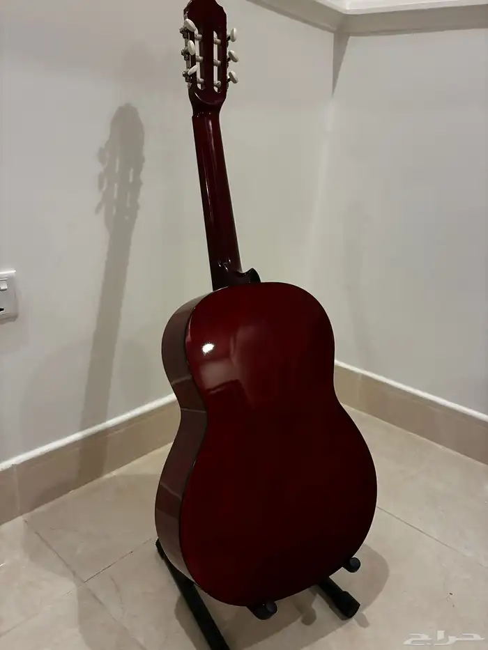 قيتار Fender Squier SA-150N شبه جديد 1