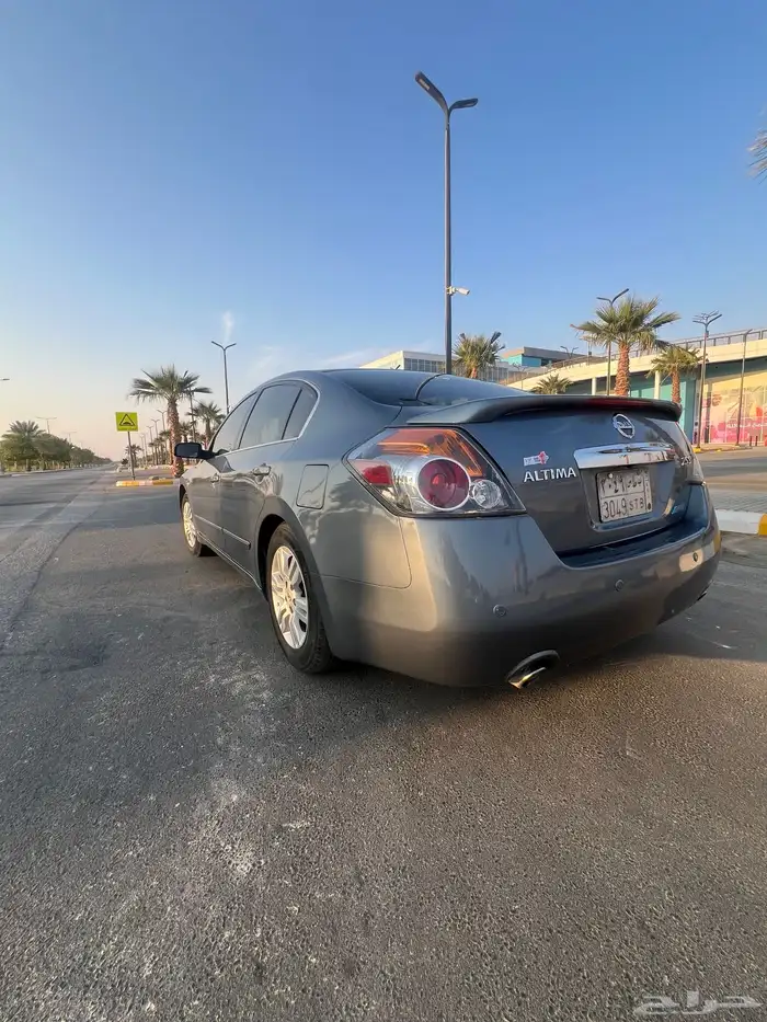 نيسان ألتيما 2011 شبه مخزن مالكين فقط 3