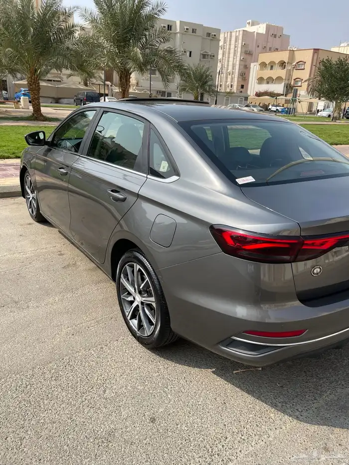 جيلي امجراند 7 موديل 2023 فل كامل 4