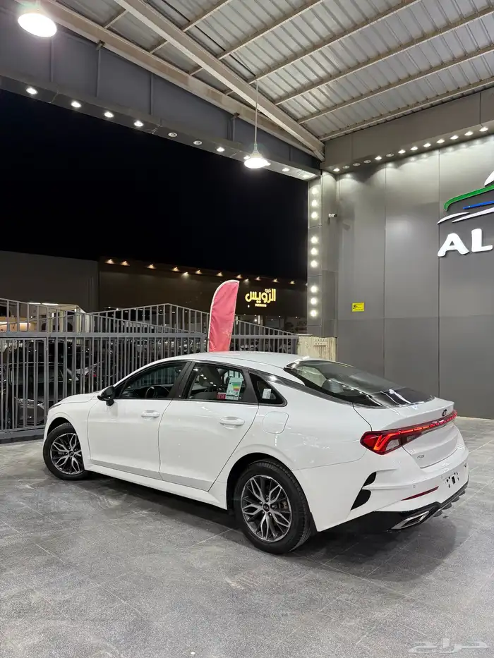 كيا K5 مطور 2021 متوفر لدى معرض(عبيد الرشيدي) 6
