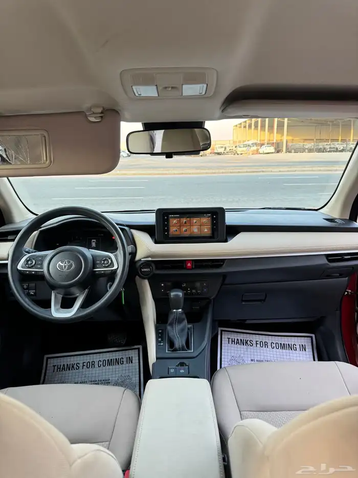 للبيع تويوتا يارس 2023 بلس - ممشى قليل جدا 7