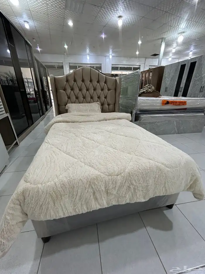 سرير نفر نص 2