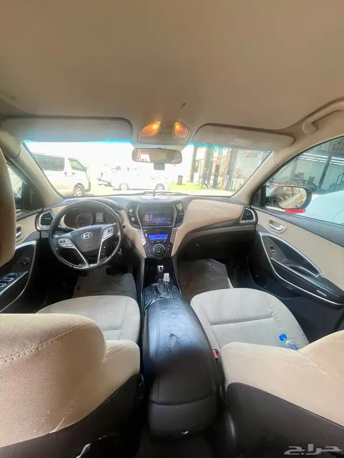 سيارتين للبيع تايوتا انوفا 2012 وهونداي سنتافي 2014 17