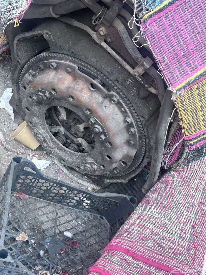 قطع دينات ايسوزو مسوبيشي قلاب ديهاتسو ديزل مستعمل 4