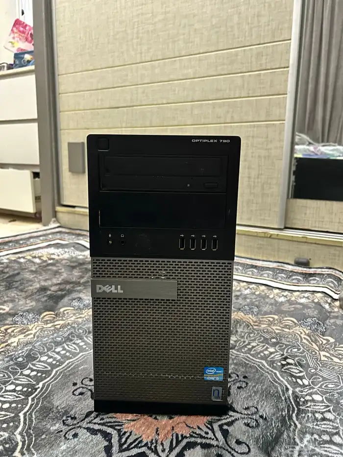 كمبيوتر مكتبي 0