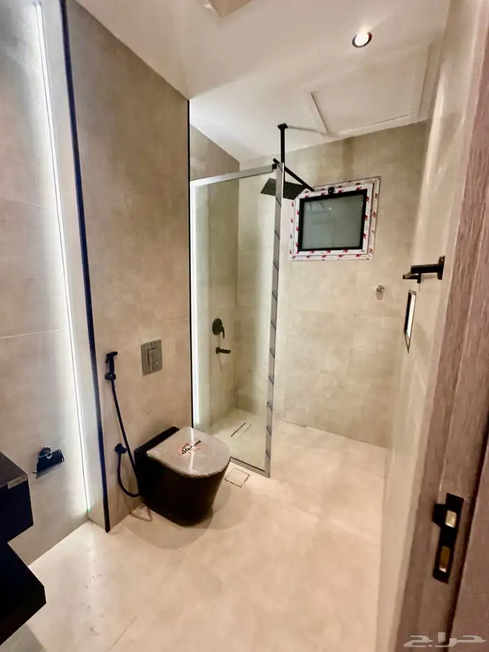 داخل حدود الحرم مخطط ولي العهدرقم واحد 30