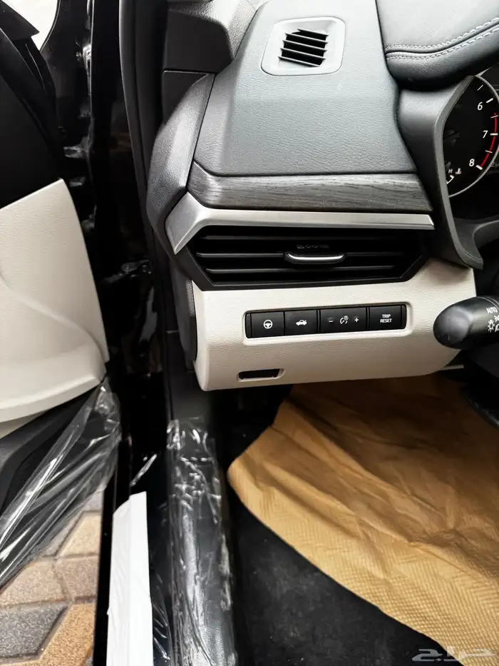 نيسان التيما SV نص فل موديل 2026 19