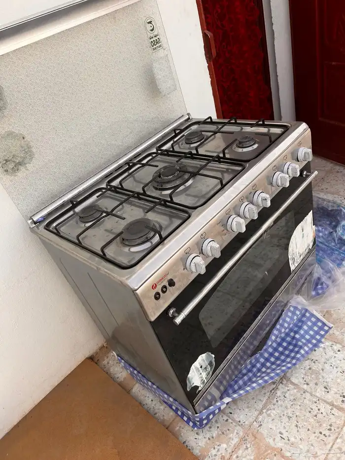 فرن غاز بحاله جيده 1