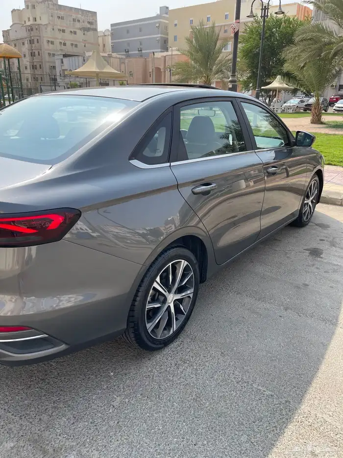 جيلي امجراند 7 موديل 2023 فل كامل 18