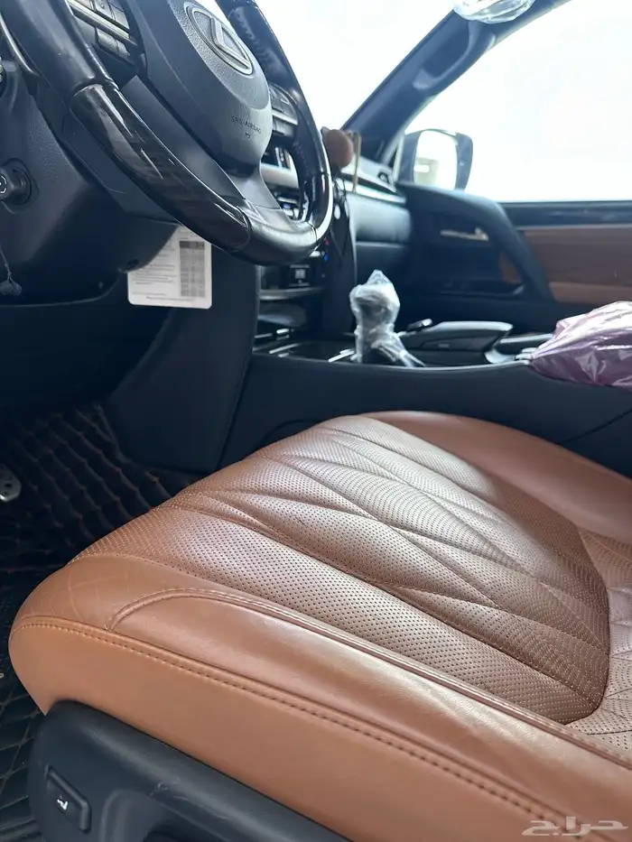 جيب لكزس بلاك ادشن 2021 ممشى قليل 35