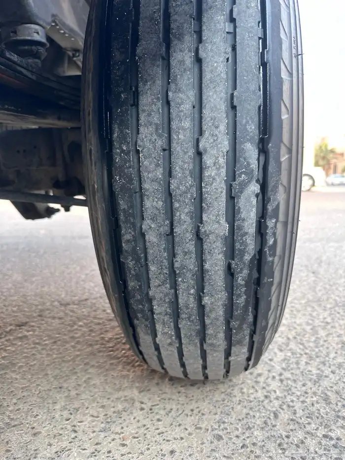 تواير بالون ماكسس أبو جمل مقاس 17 900 5