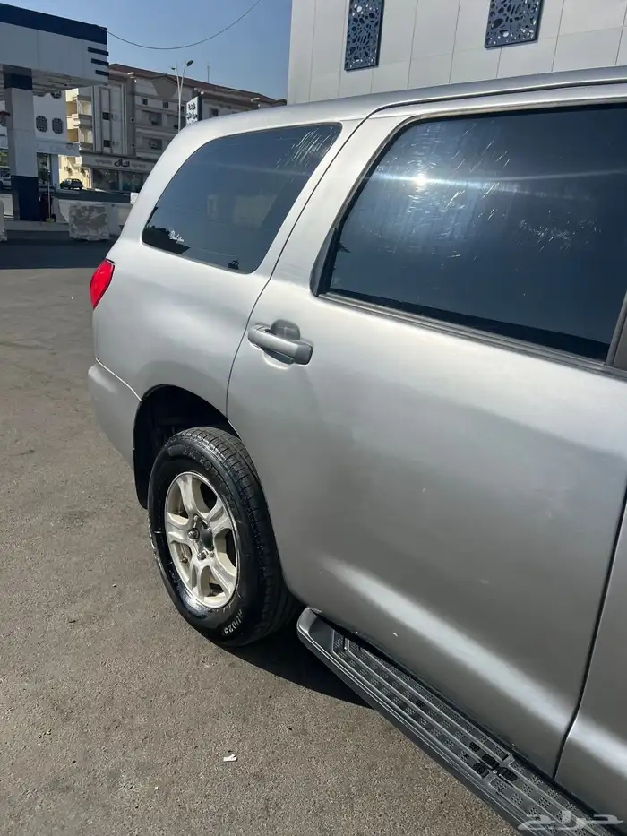 سكويا 2009 بدون دبل نظيفه استمارة وفحص مجدده 2