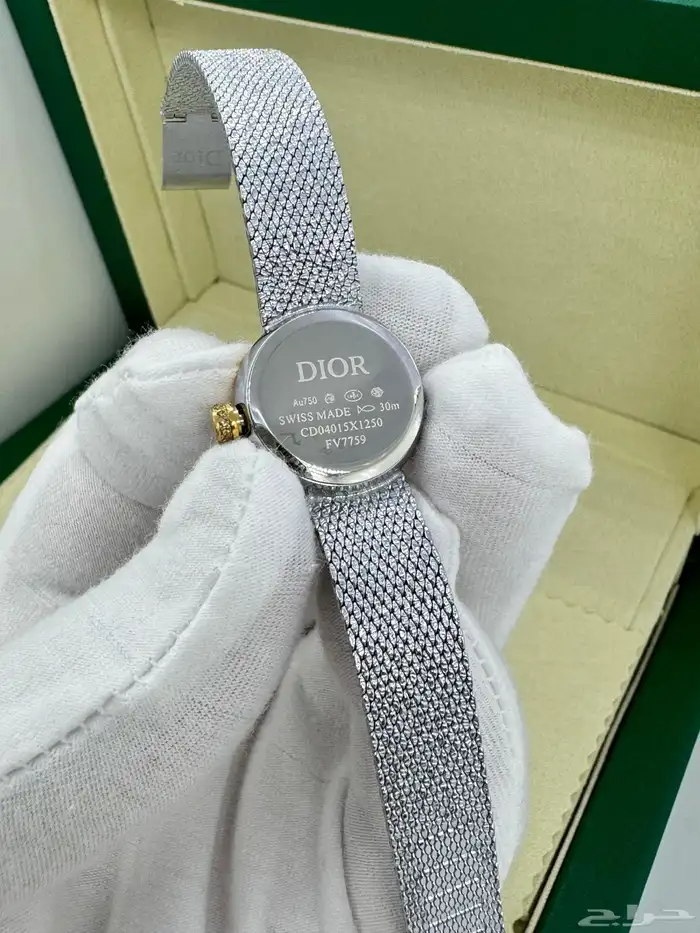 ساعات رجالية نسائية ماركة 11