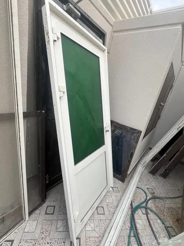 ابواب ونوافذ للبيع 2