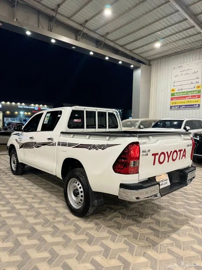 هايلوكس سلق دبل 2025 بحالة الصفر 3