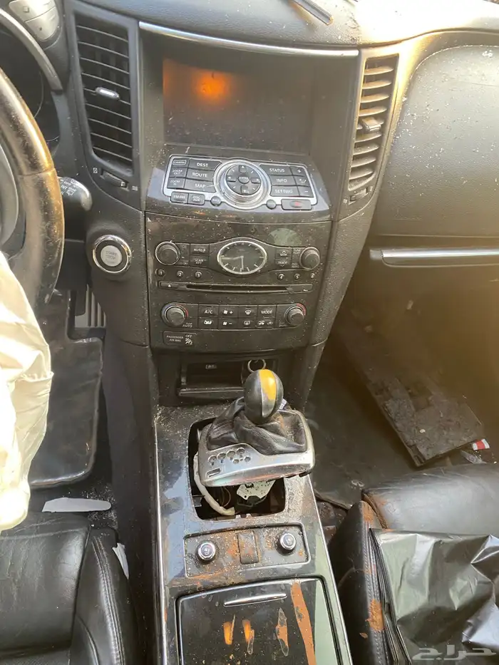 جيب إنفنتي qx70s 2015 مصدوم 5
