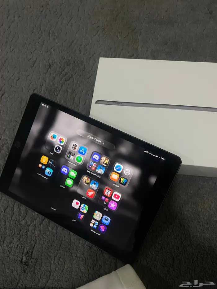 ايباد الجيل التاسع 64قيقا نضيف كرتونه وضمانه معاه شاحن 1