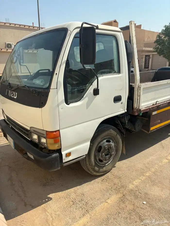 للبيع ايسوزو دينا موديل 2005 حد 30 الف نهائي 4