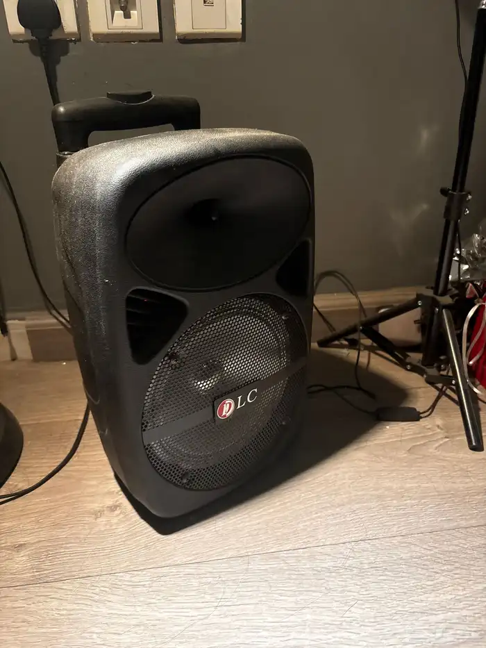 سماعه سبيكر للبيع 0