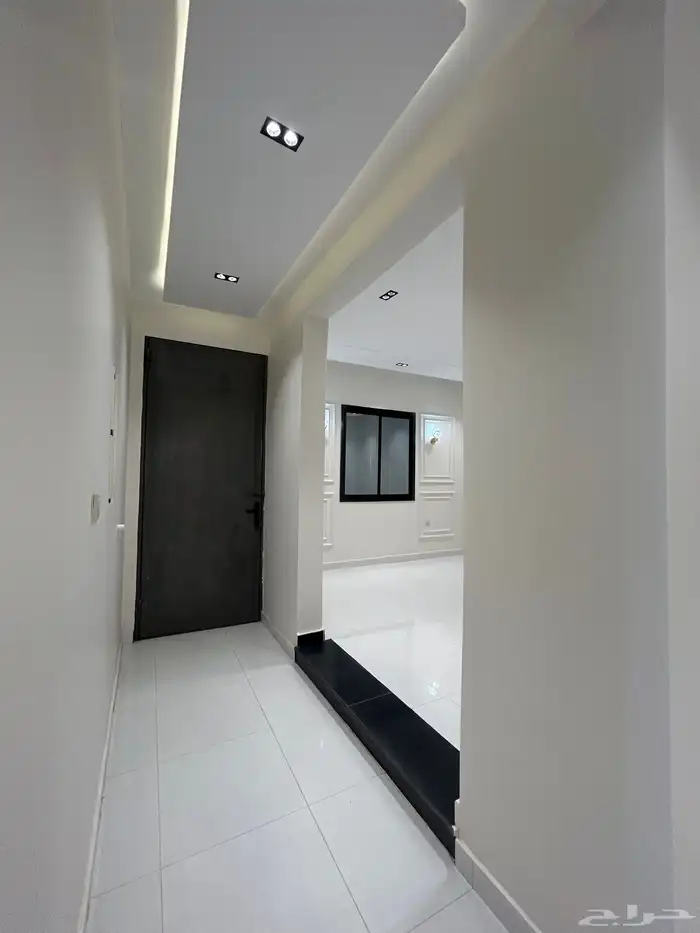 للبيع شقق ارضية وعلوية تشطيب ممتاز حي المعارض -خميس مشيط 7