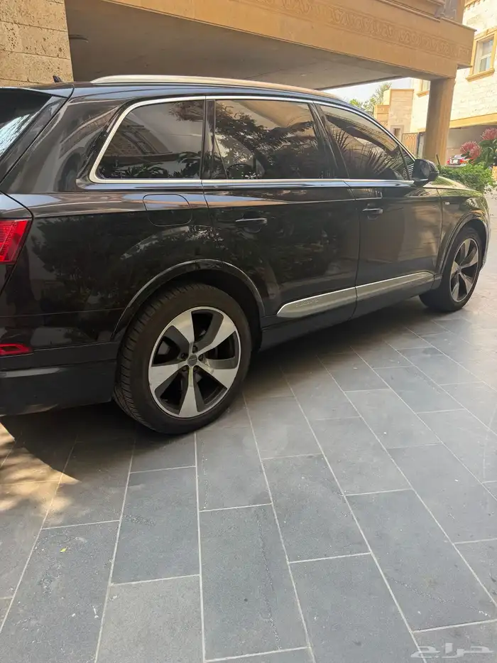 جيب أودي كيو 7 فل كامل 1