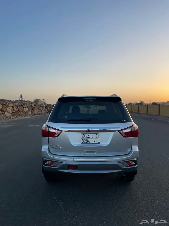 للبيع ايسوزو 2018 MUX دبل قير اتوماتيك 7