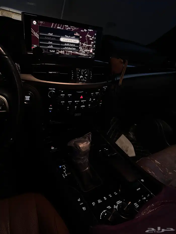 جيب لكزس بلاك ادشن 2021 ممشى قليل 19