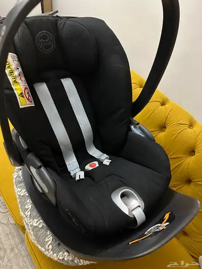 مقعد سيارة مع قاعدة cybex carseat index