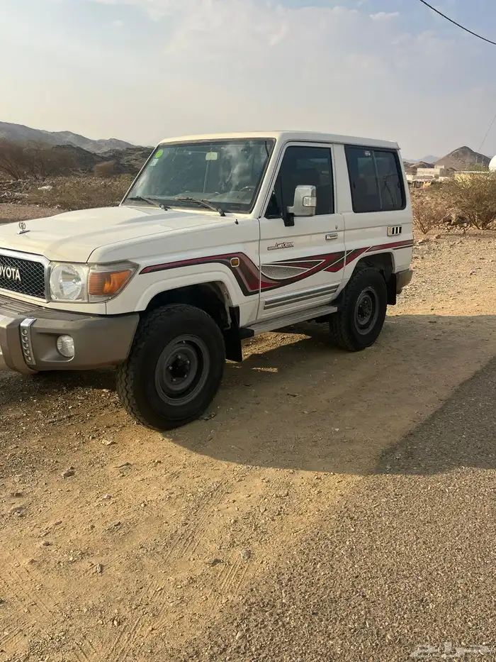 جيب ربع 16 على الشرط نظيف 0