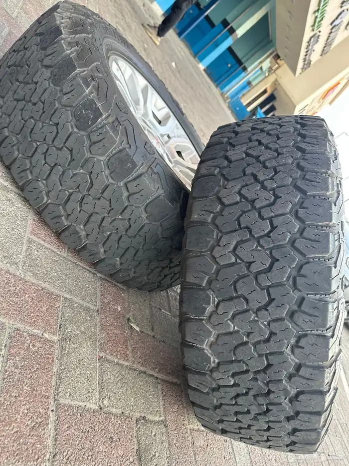 كفرات 275 70 18 blackbearنص حجري 1